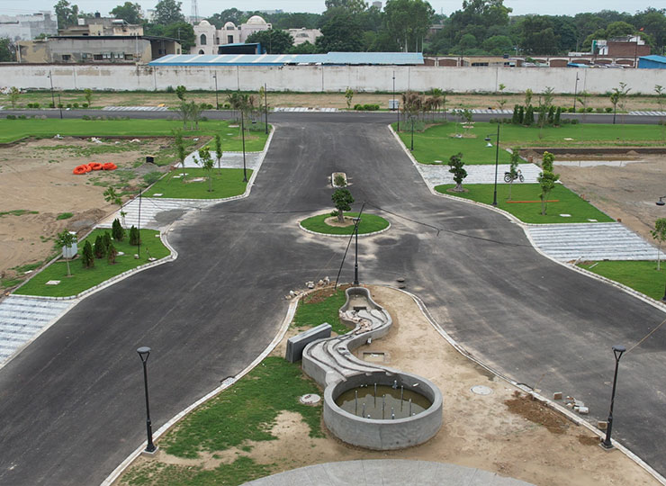 Township with hotel and club Bathinda